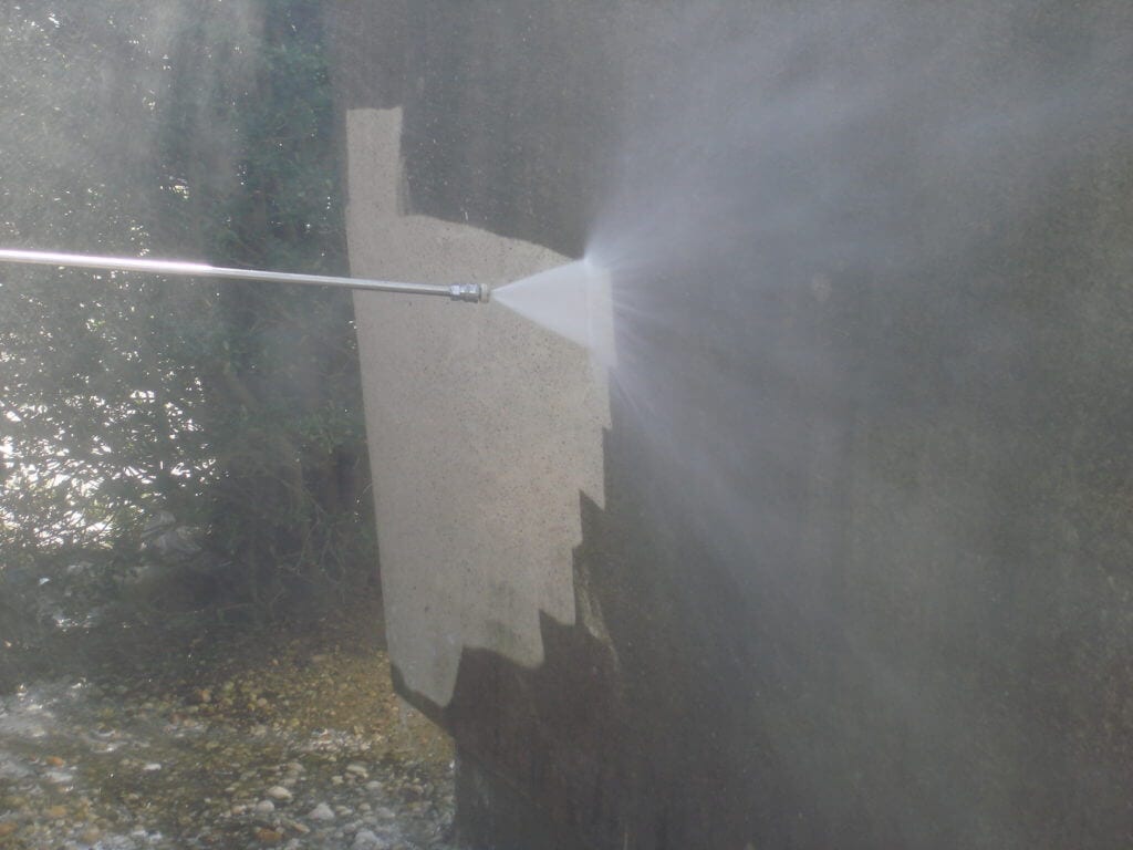 Exterior Building Cleaning & Pressure Washing